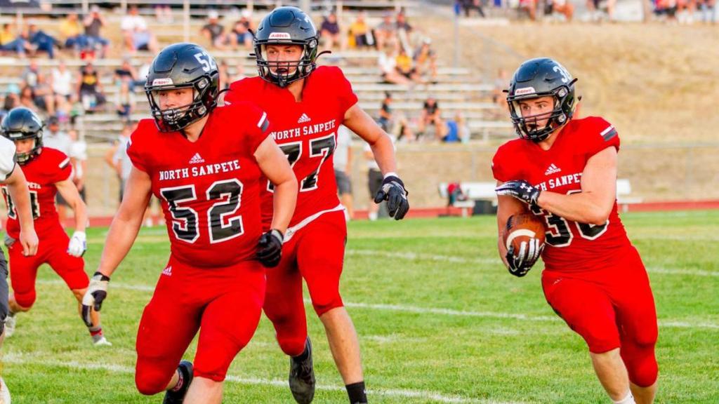 Battle in the Boonies: Hawks dominate Wildcats behind epic performance from&nbsp;Bowles