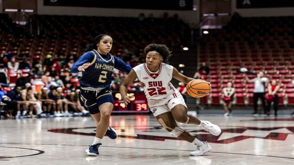 Thunderbirds Prevail 70-66 in Rivalry Win over&nbsp;Wolverines