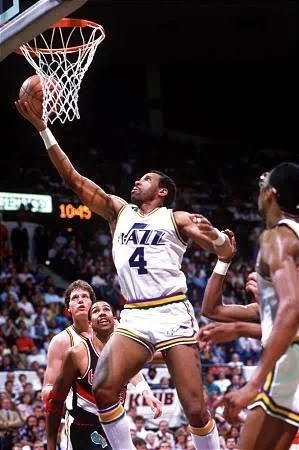 Throwback Thursday: Adrian Dantley leads Jazz with 36 points over Suns in Game&nbsp;1