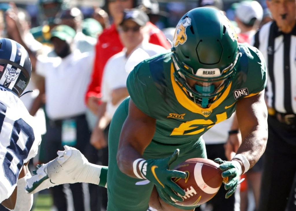 Cougar Corner: Soccer and Volleyball Continue to&nbsp;Dominate