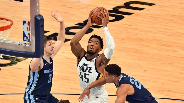 Playoff Push: Utah Jazz push Grizzlies to Brink of&nbsp;Hibernation