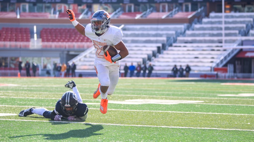 Skyridge Falcons soar to the first football state championship with a 17-7 victory over the Corner Canyon&nbsp;Chargers