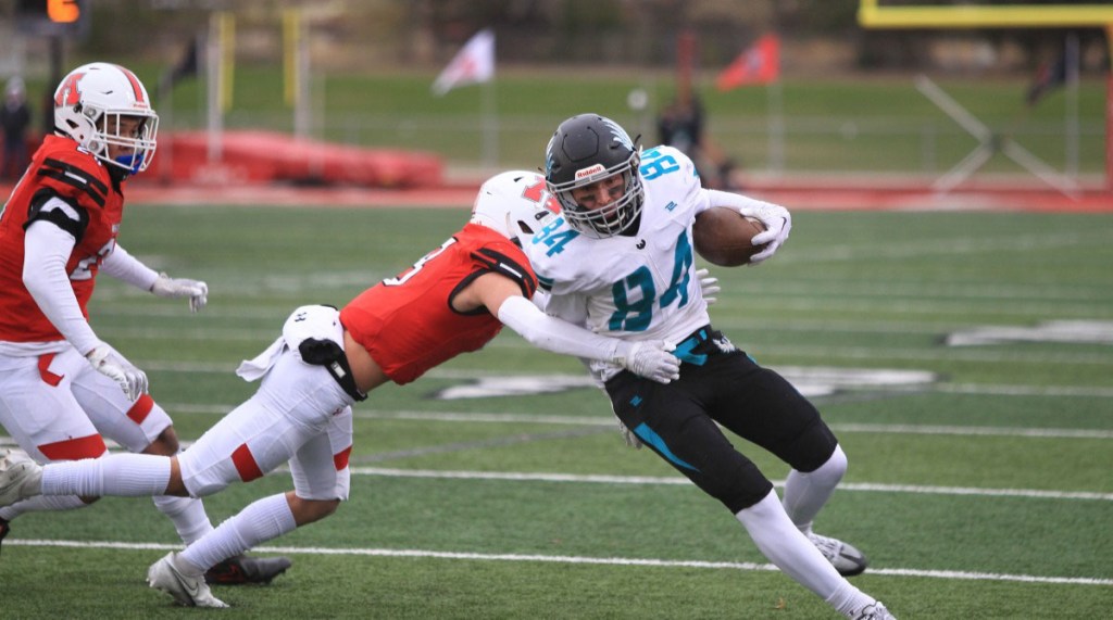 Dayton Runyan of the Farmington Phoenix triple-threat&nbsp;standout