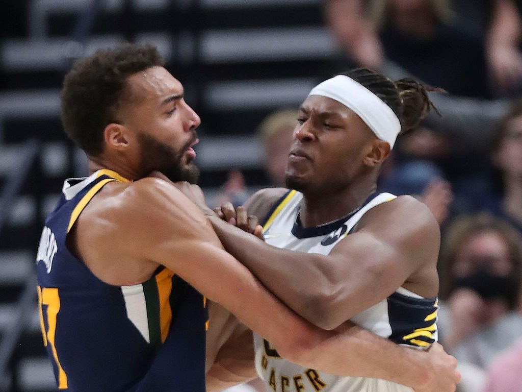 Daily Dribble: Jazz and Pacers game ends in&nbsp;brawl