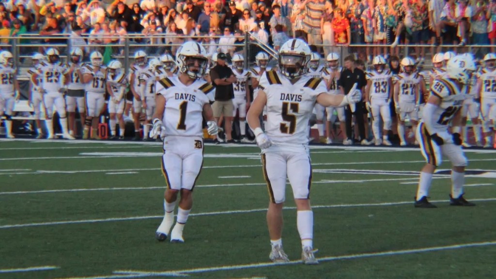 Davis Darts dynamic duo becomes problem for&nbsp;defenses