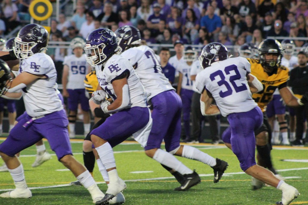 High school football: Box Elder Bees stay undefeated with win over&nbsp;Royals
