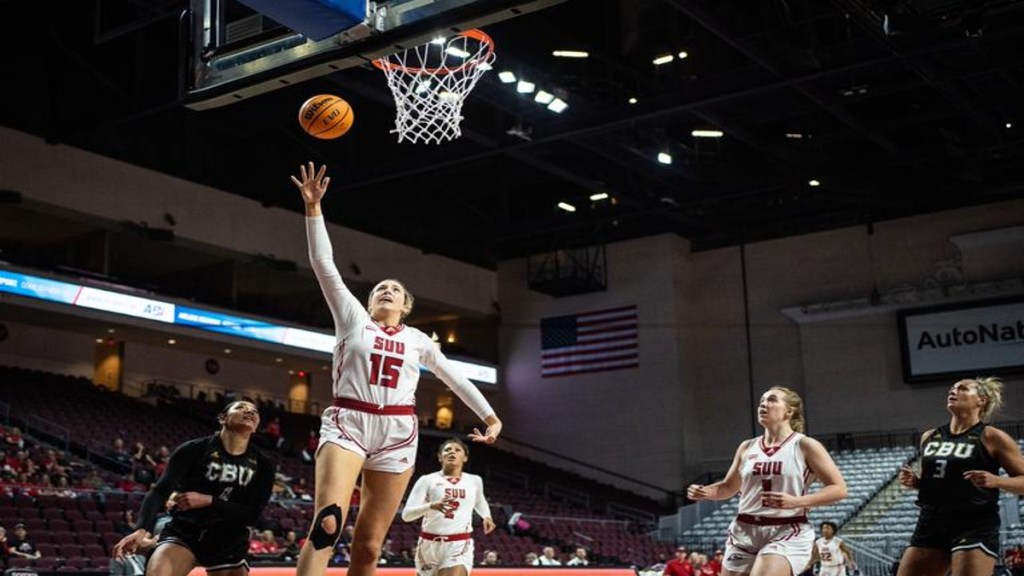 Lady Thunderbirds Face Notre Dame to Open March&nbsp;Madness