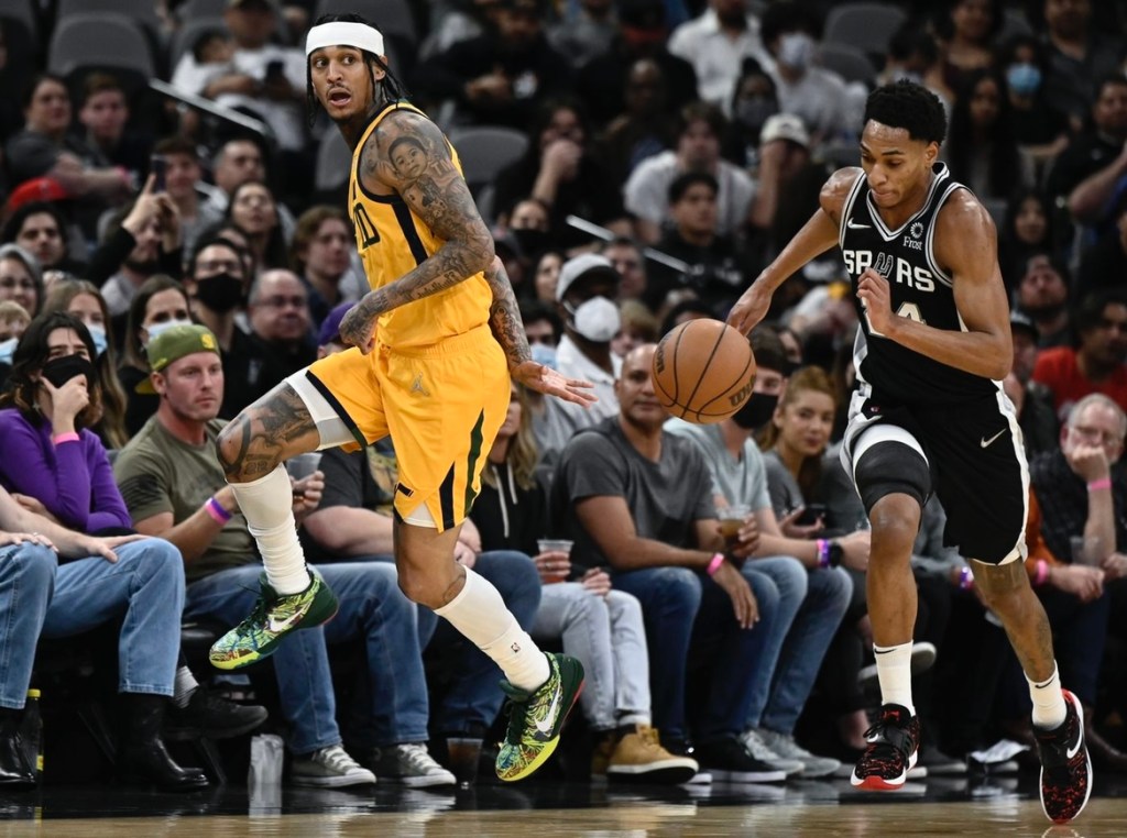 Daily Dribble: Jazz beat Spurs without Donovan&nbsp;Mitchell