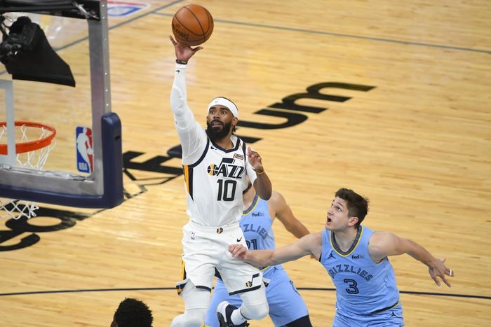 Playoff Push: Utah Jazz Tame the Grizzlies in Game&nbsp;3