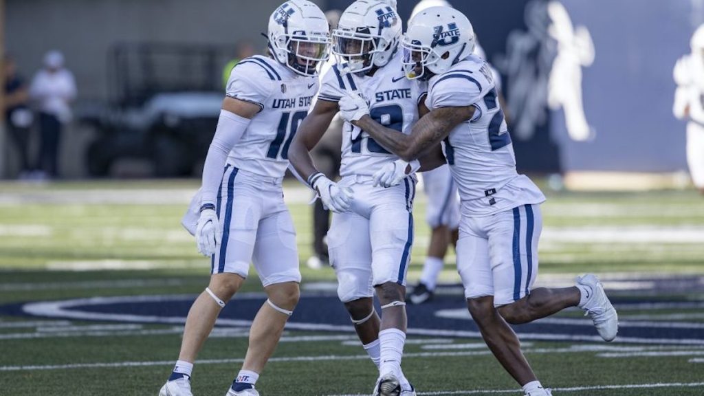 Utah State Aggies spoil Jim Mora UConn&nbsp;debut