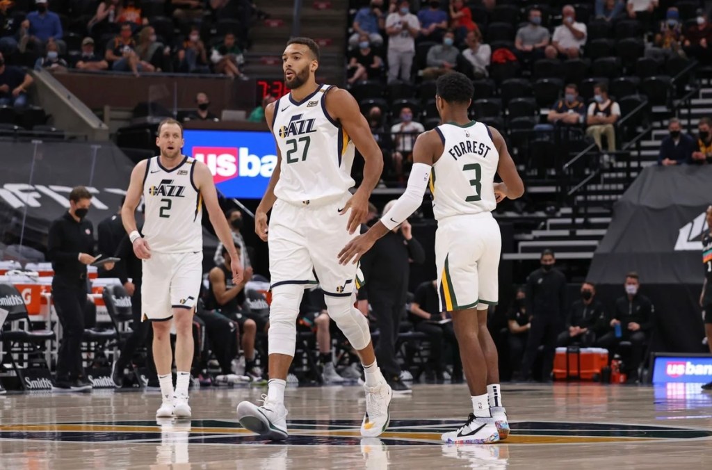 Jazz Kick off Preseason with a&nbsp;Loss