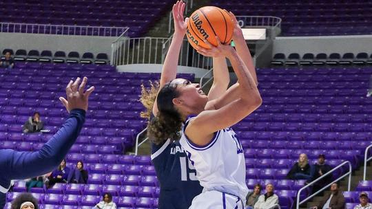 Weber State Women’s Basketball Preview: ‘Cats Face Off Against Scorching Hot Trailblazers at&nbsp;Home