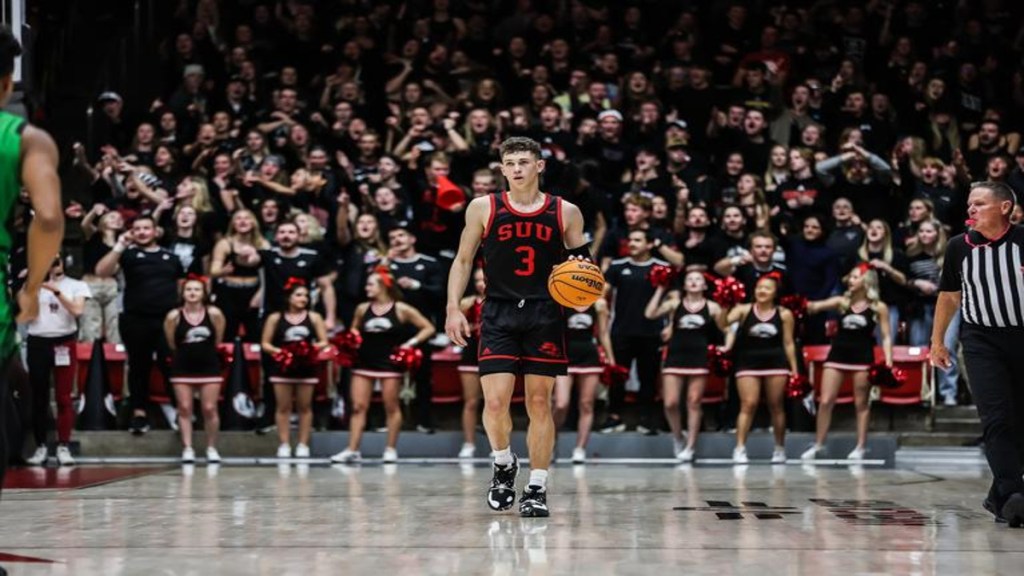 Thunderbirds Soar Over Wolverines with Big 2nd Half&nbsp;79-67