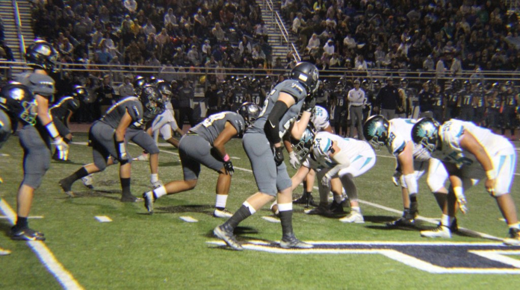 Syracuse Titans dominate the Farmington Phoenix in winning Region 1 football title&nbsp;40-20