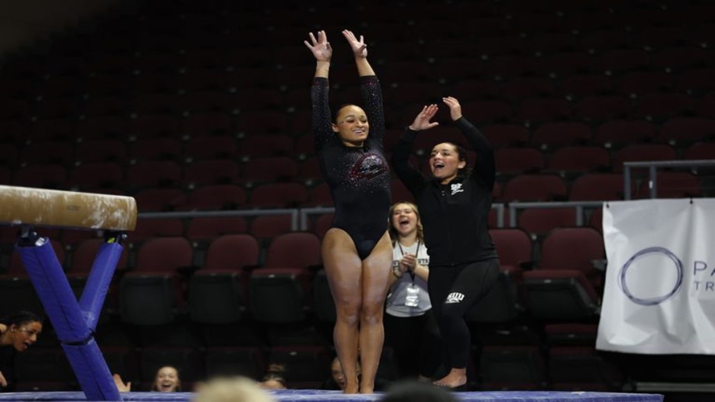 Flippin Birds Host New Hampshire in First Home Meet of&nbsp;Season