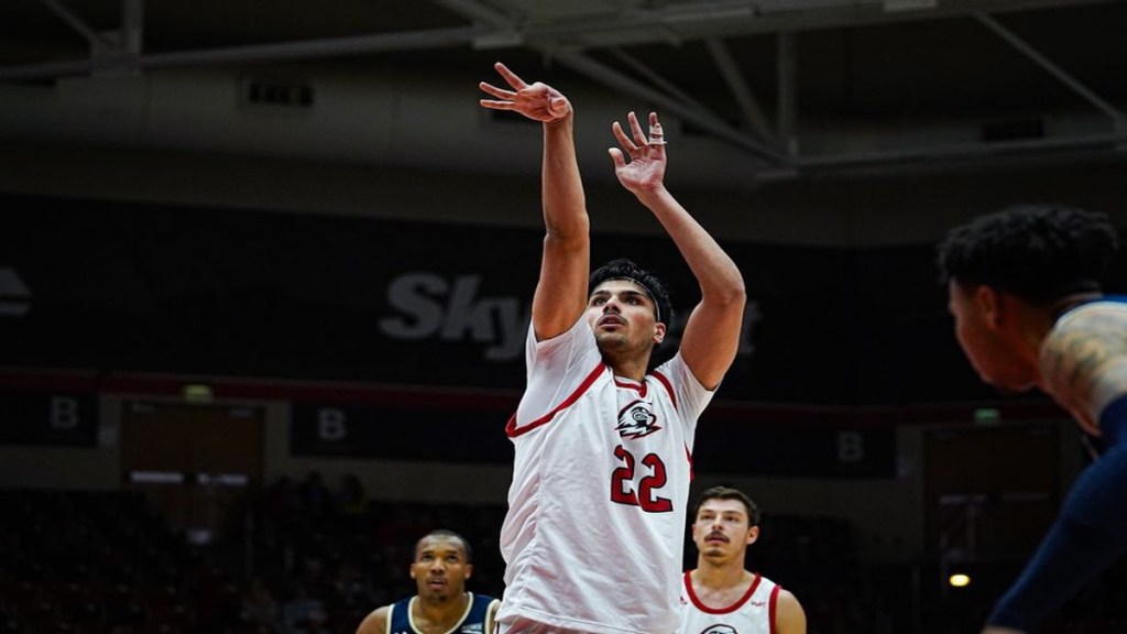 Southern Utah Hosts Northern Arizona for Annual Christmas&nbsp;Game