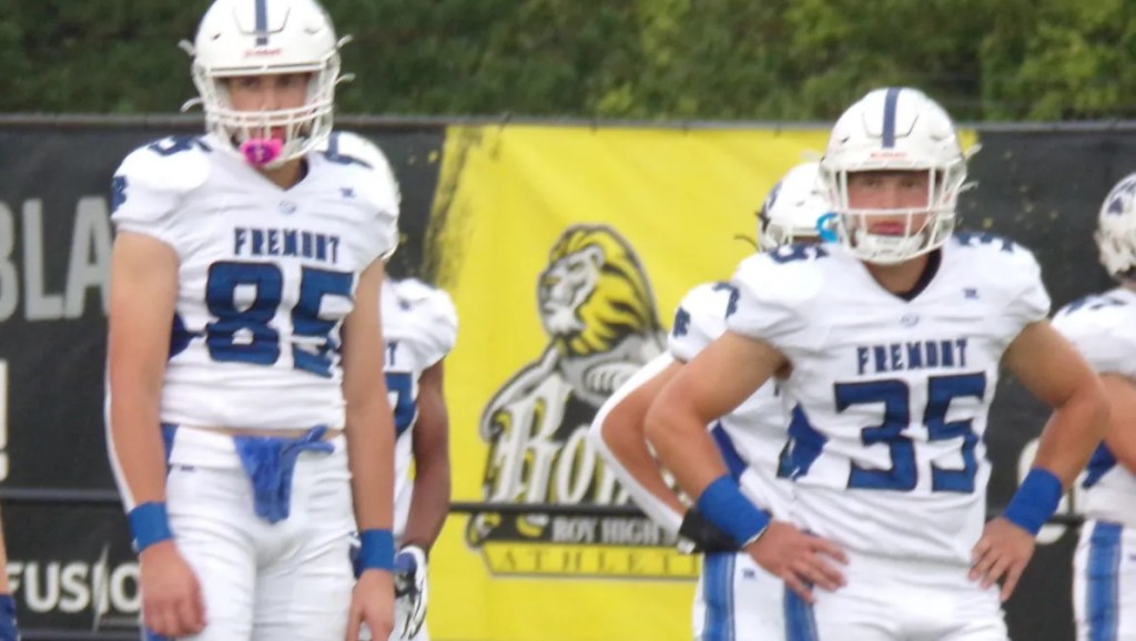 Region 1 Football recap: Fremont Silverwolves are stunned by the Roy Royals in a rivalry&nbsp;game