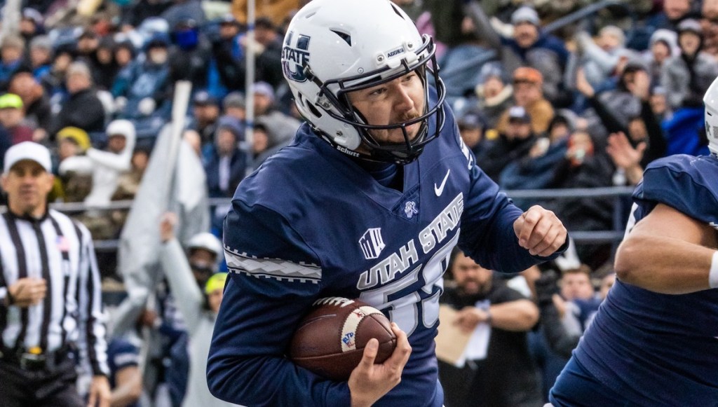 USU inches towards bowl eligibility with win over New&nbsp;Mexico