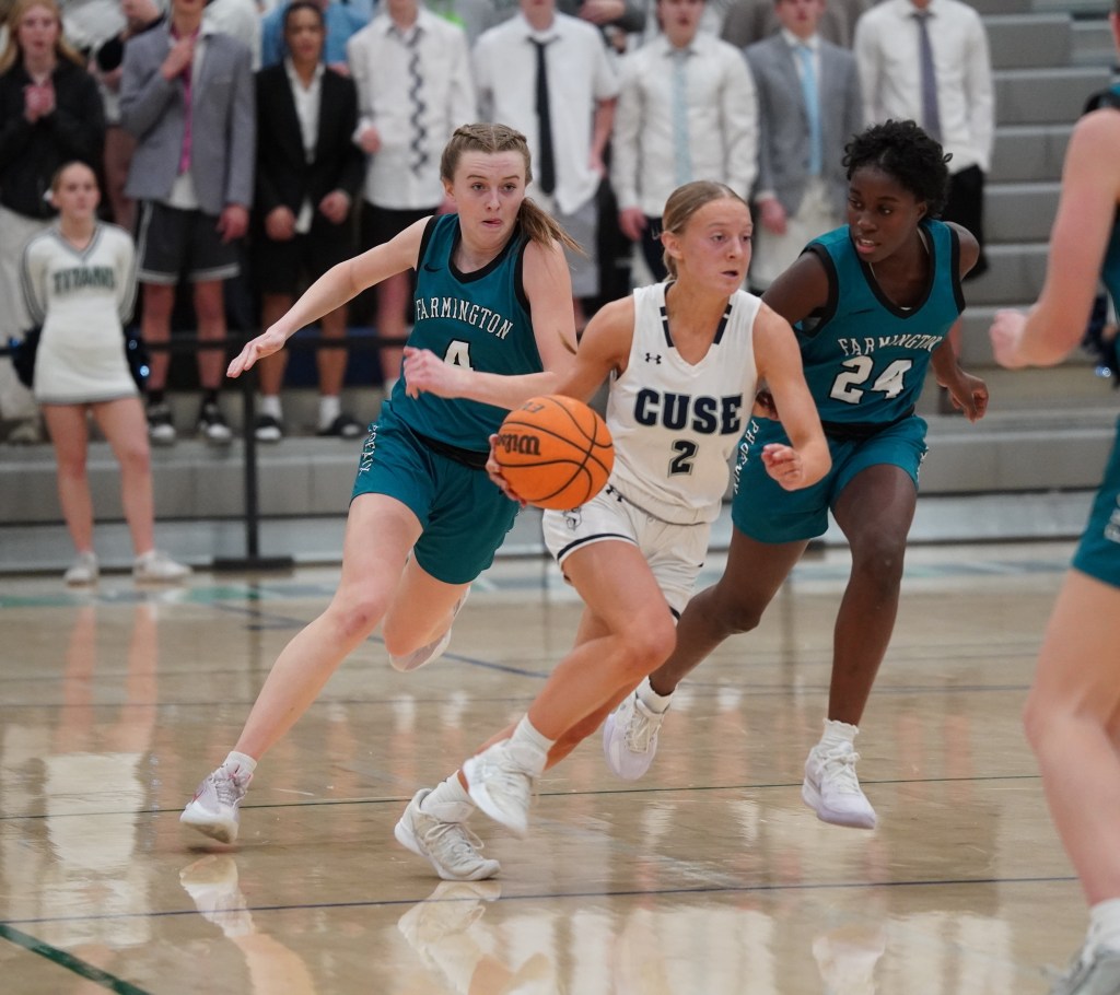 Girls’ basketball: Syracuse storms back to beat Farmington&nbsp;59-44