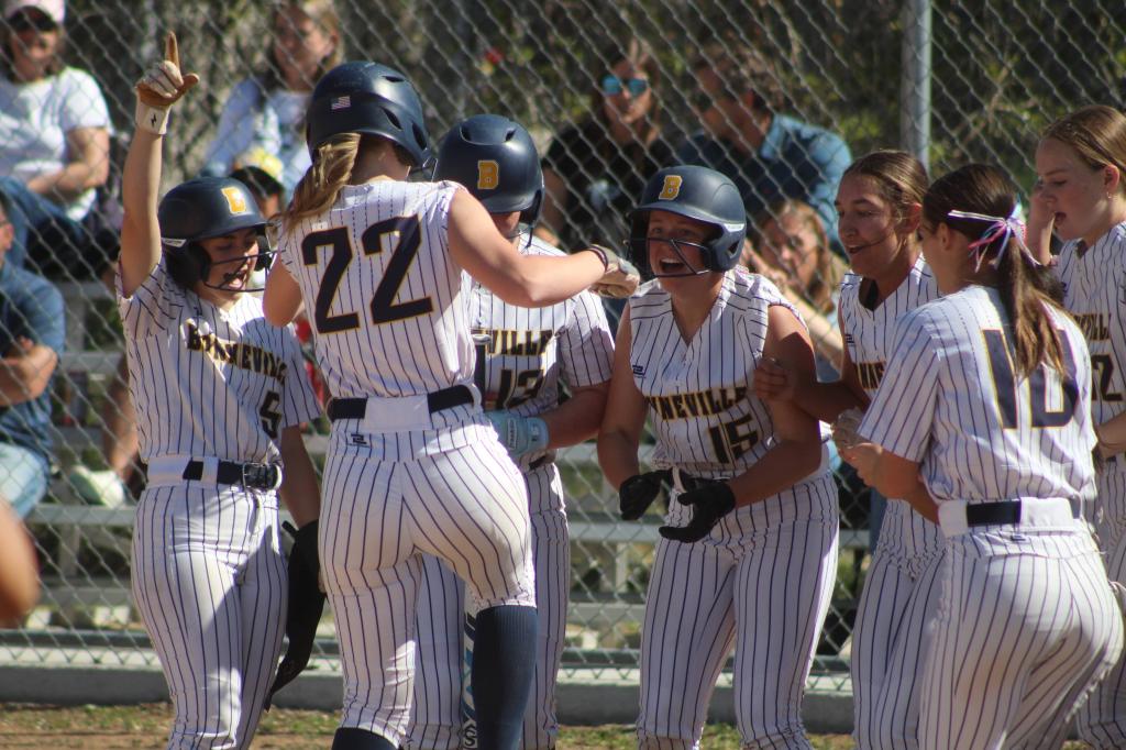 Softball Preview: “Common Purpose” drives the Bonneville Lakers forward